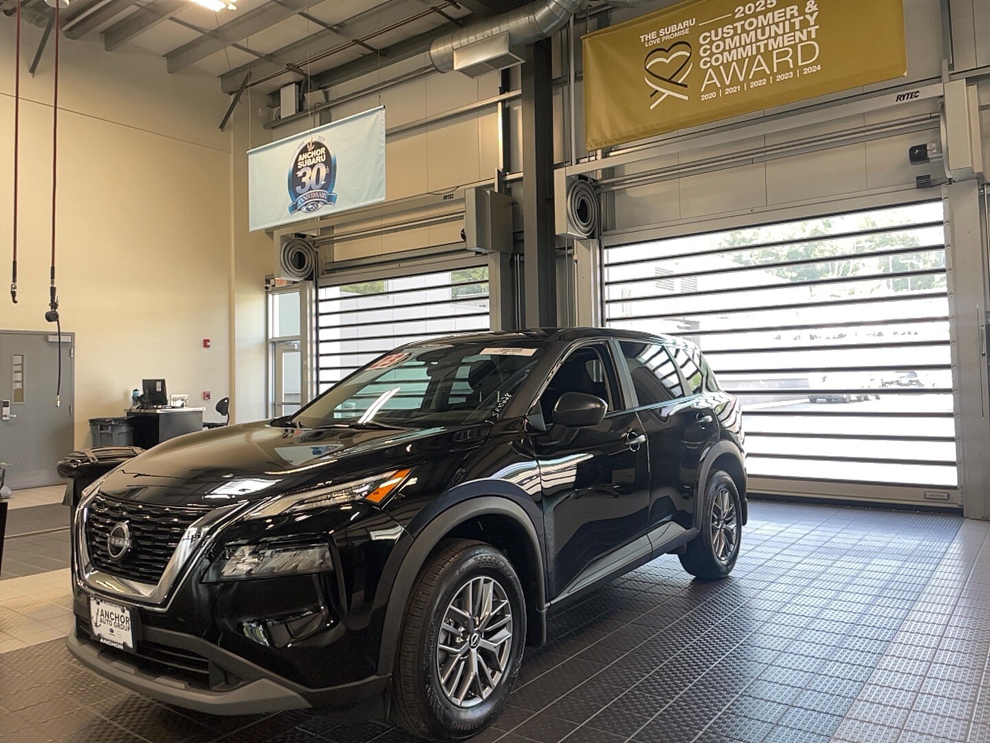 2023 Nissan Rogue S AWD photo 3
