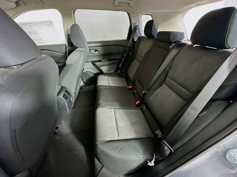 2026 Nissan Rogue SV - Photo 17