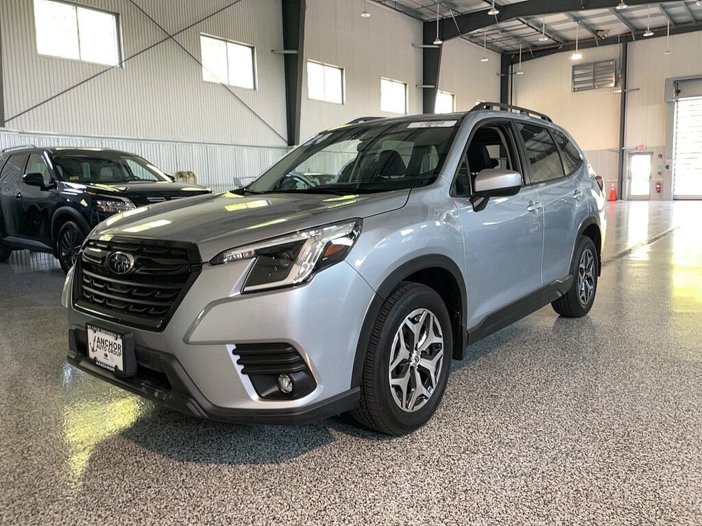 Used 2024 Subaru Forester PREMIUM SUV