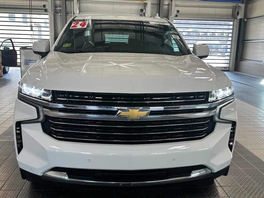Used 2024 Chevrolet Suburban LT 4X4 SUV