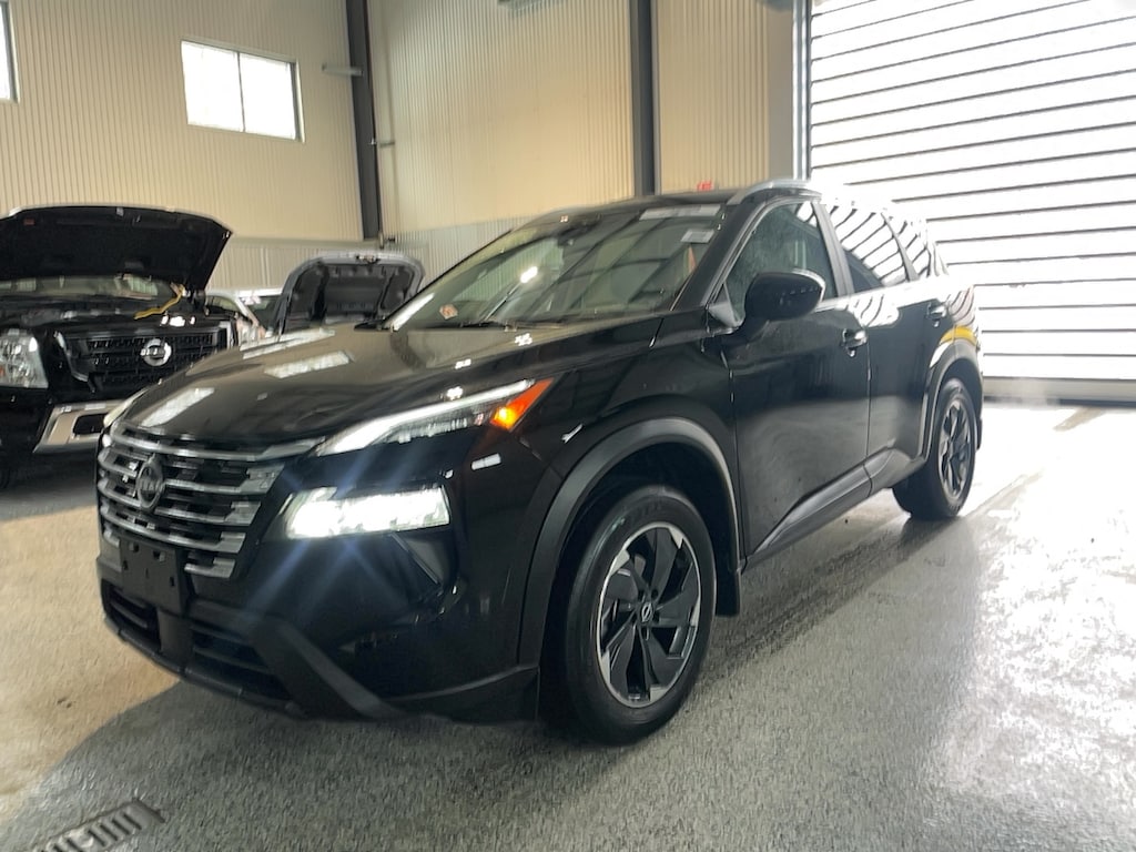 Used 2024 Nissan Rogue SV PREMIUM AWD SUV