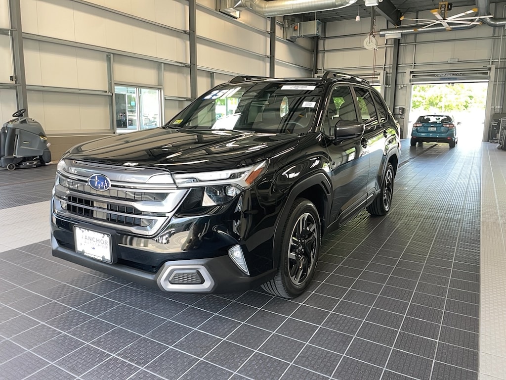 Used 2025 Subaru Forester LIMITED SUV