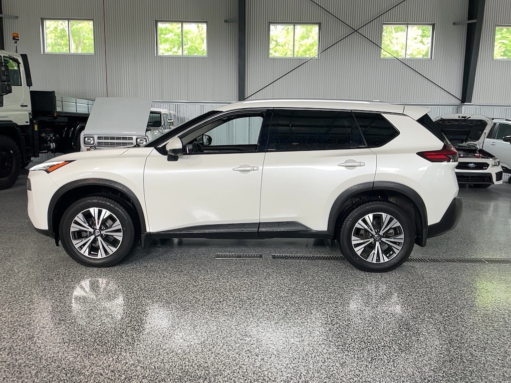 Used 2021 Nissan Rogue SV PREMIUM AWD SUV