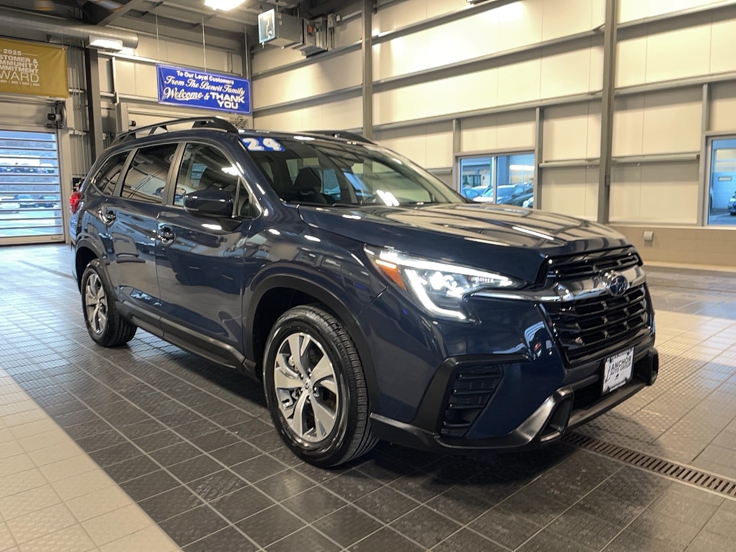 2024 Subaru Ascent Premium's photo