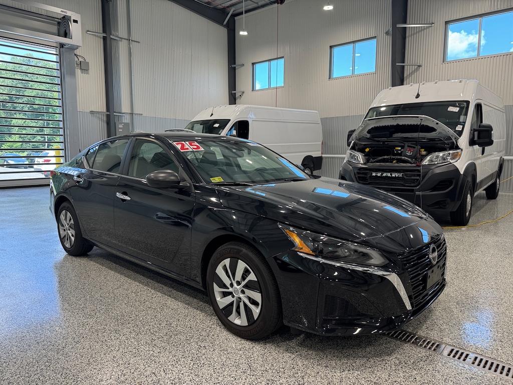 Used 2025 Nissan Altima 2.5 S SEDAN