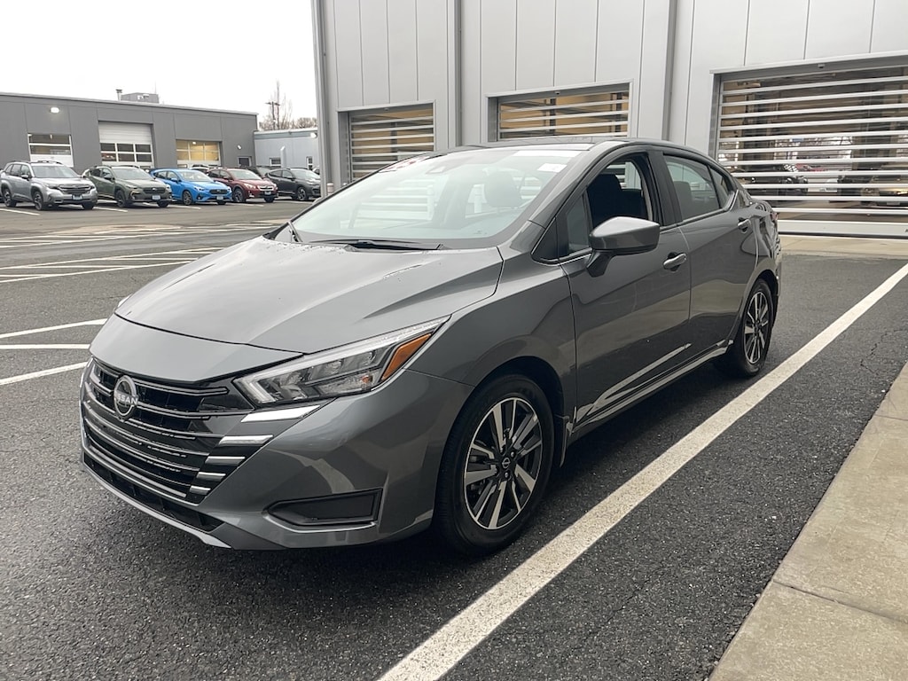 Certified 2025 Nissan Versa 1.6 SV Sedan