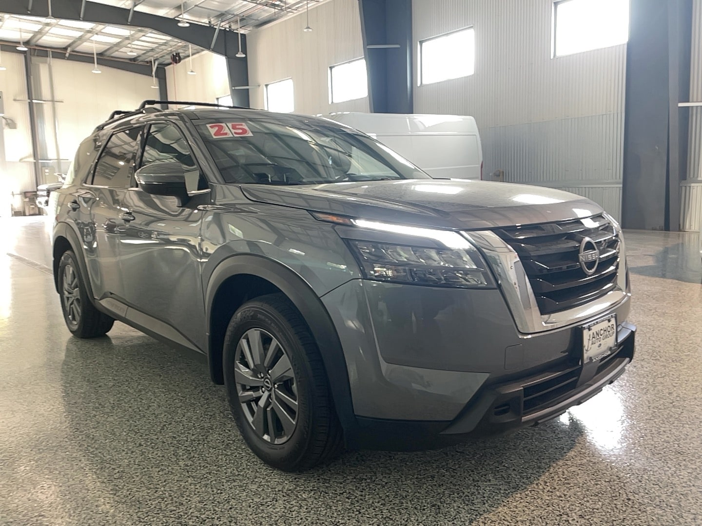 2025 Nissan Pathfinder SV 4WD's photo