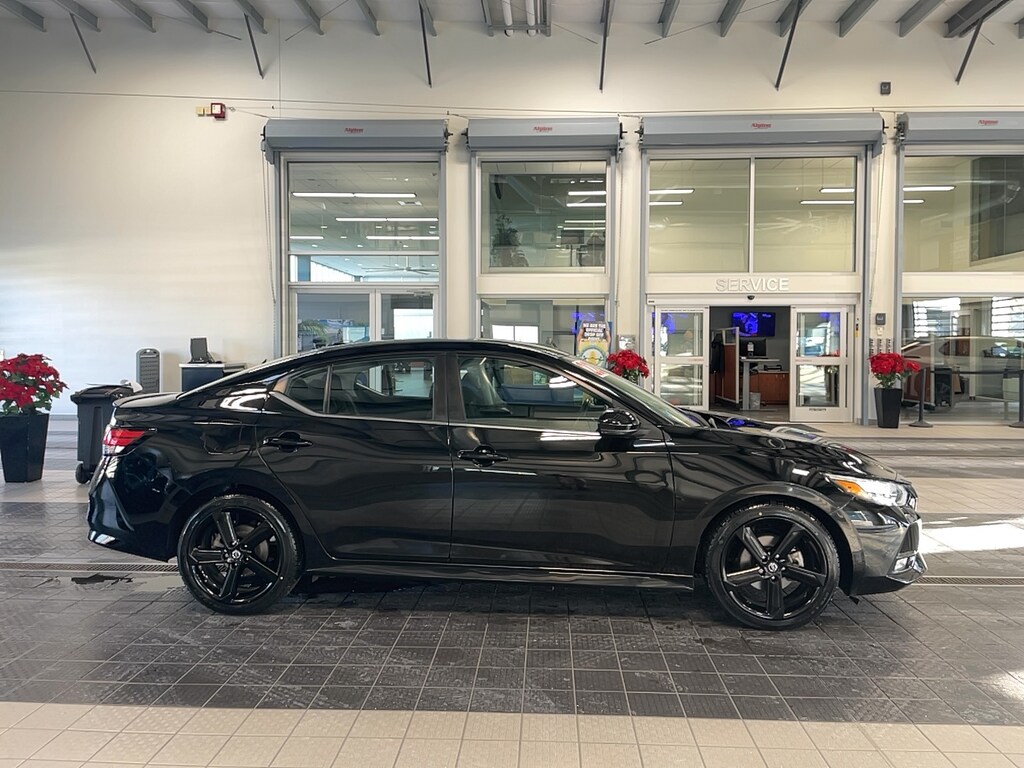 Used 2022 Nissan Sentra SR MIDNIGHT EDITION Sedan