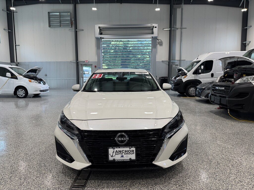 Used 2023 Nissan Altima 2.5 SL Sedan