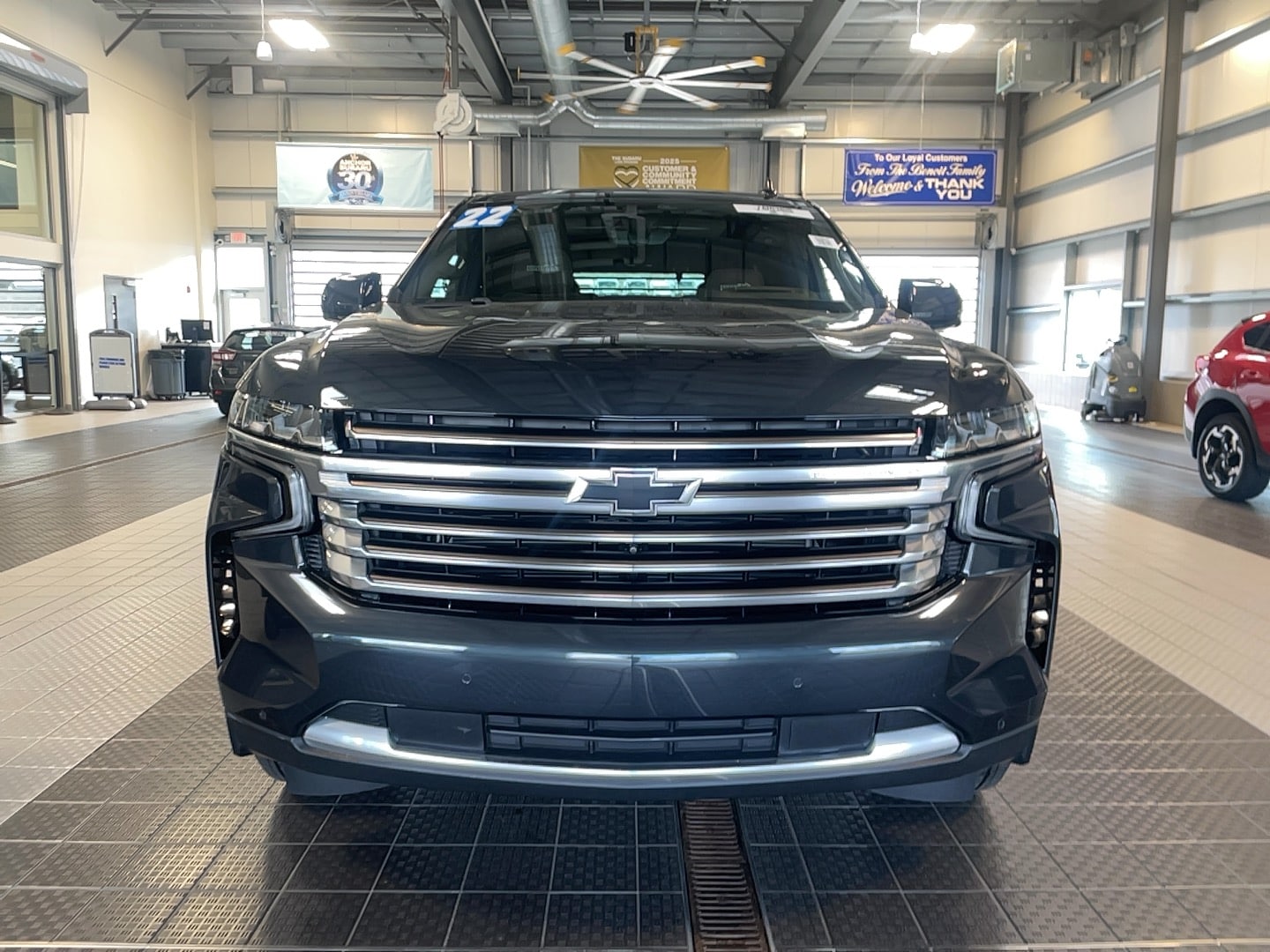 Used 2022 Chevrolet Tahoe High Country with VIN 1GNSKTKL9NR238337 for sale in North Smithfield, RI