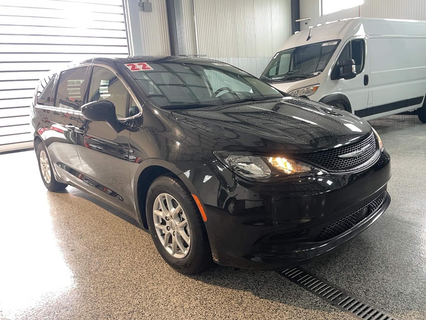 2022 Chrysler Voyager