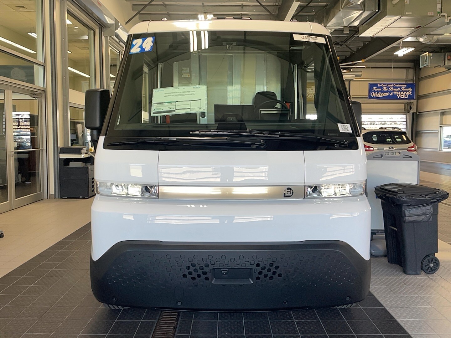 2024 Brightdrop Zevo 600 photo 2