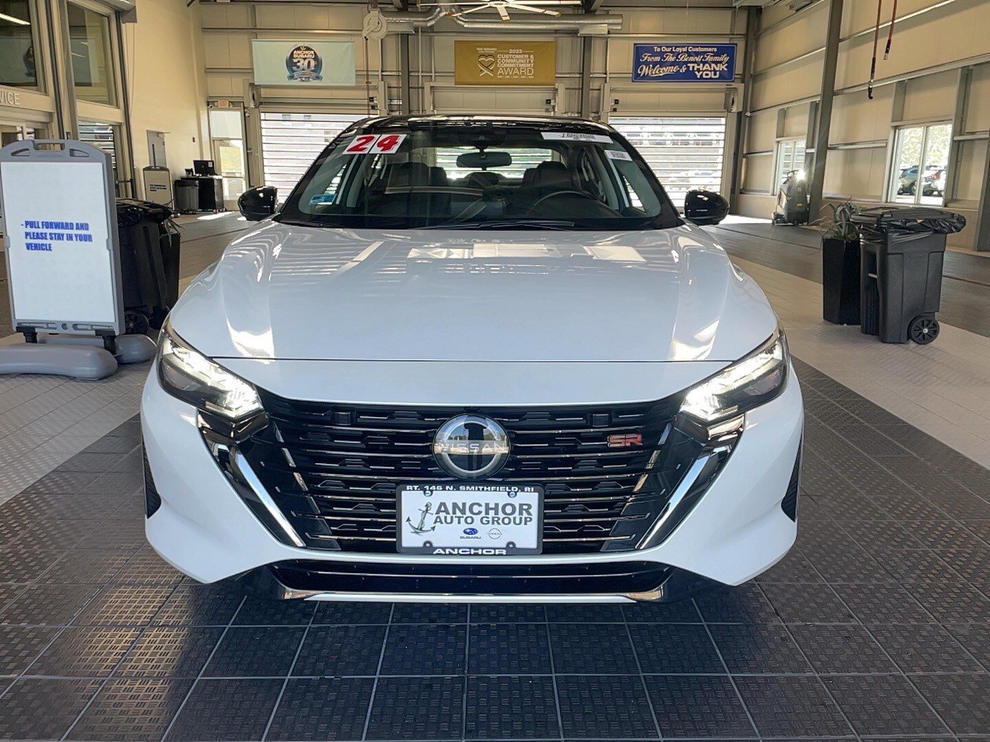 2024 Nissan Sentra SR photo 2