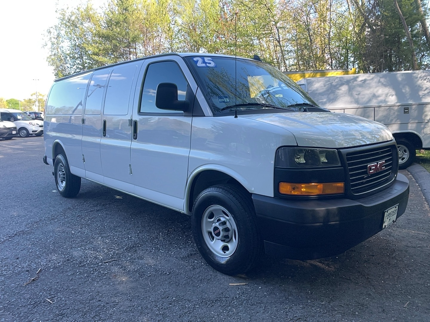 2025 GMC Savana 3500 Ext WB's photo