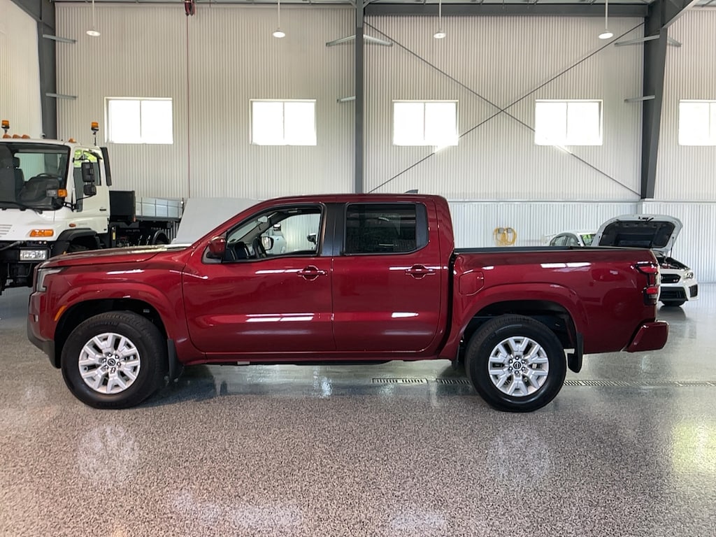 Used 2024 Nissan Frontier SV 4X4 PICKUP