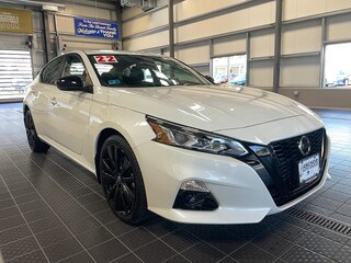 2022 Nissan Altima 2.5 SR MIDNIGHT AWD SEDAN near Providence