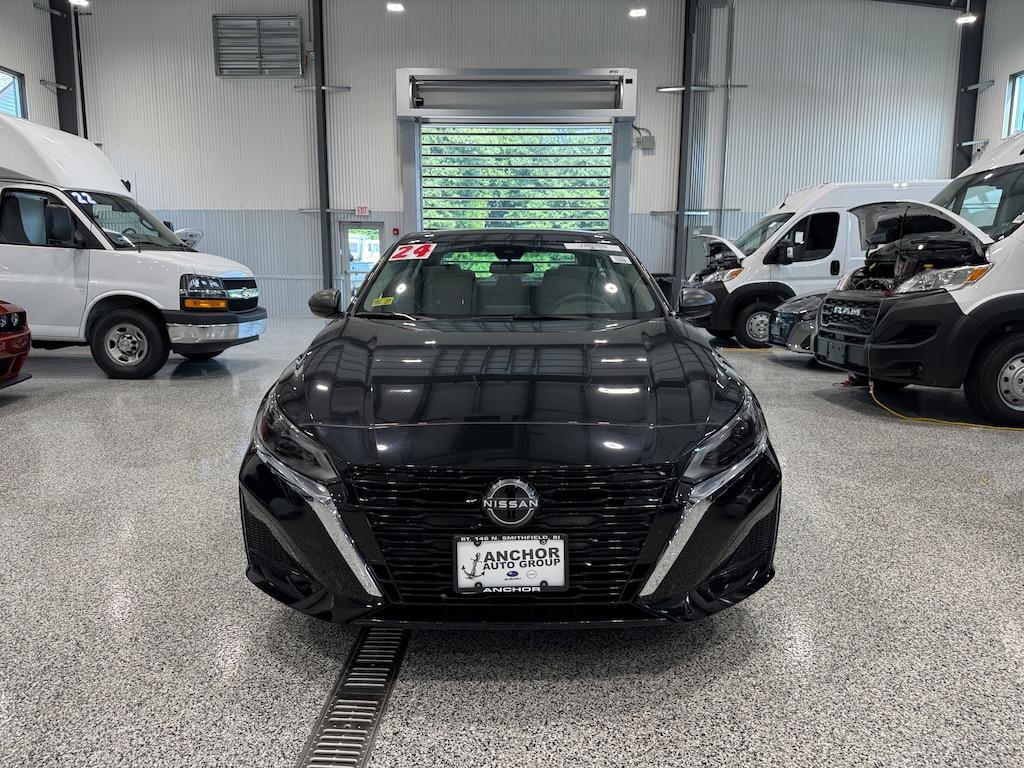 Used 2024 Nissan Altima 2.5 SV AWD Sedan