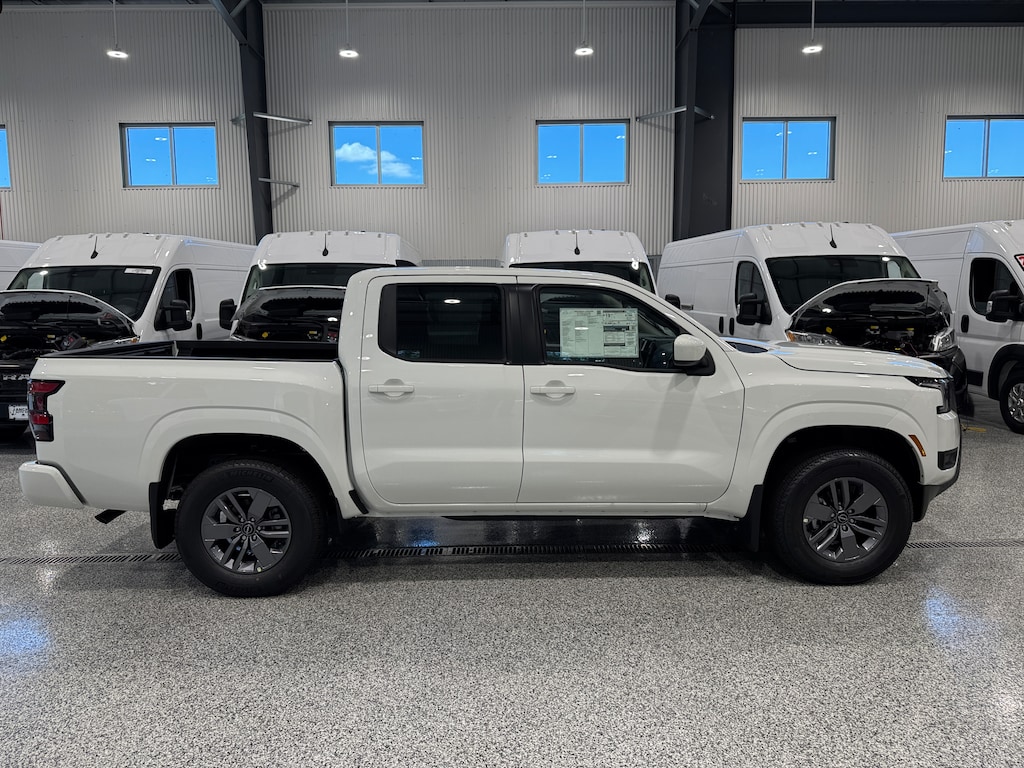 New 2026 Nissan Frontier SV Truck Crew Cab