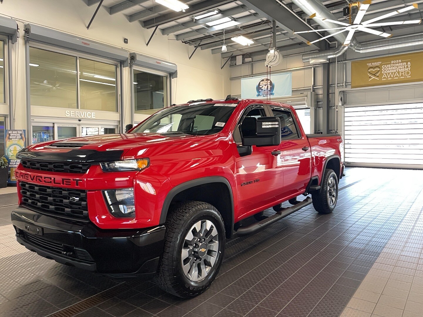 2022 Chevrolet Silverado 2500HD Custom photo 3