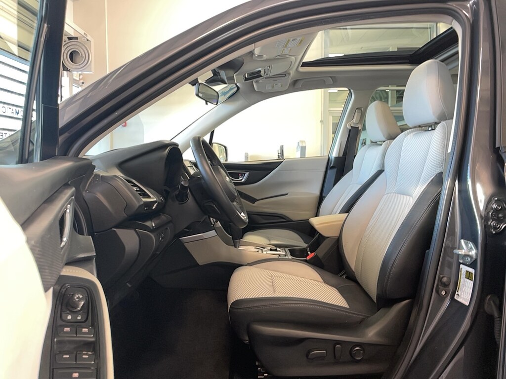 Used 2023 Subaru Forester PREMIUM SUV