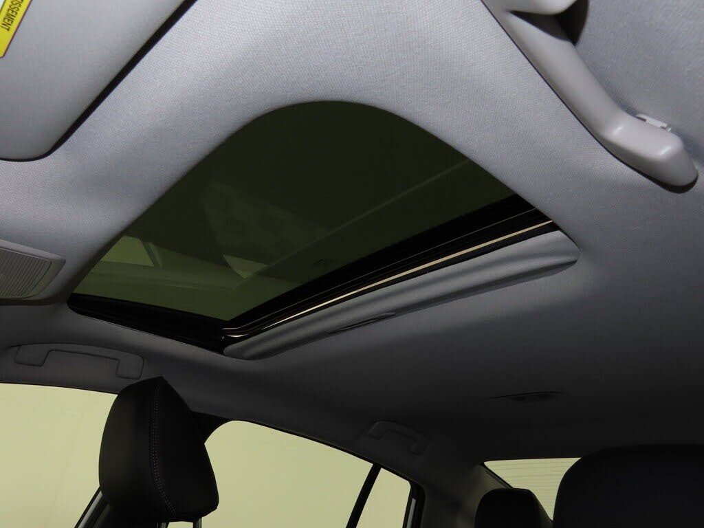 New 2026 Nissan Sentra SR PREMIUM Sedan