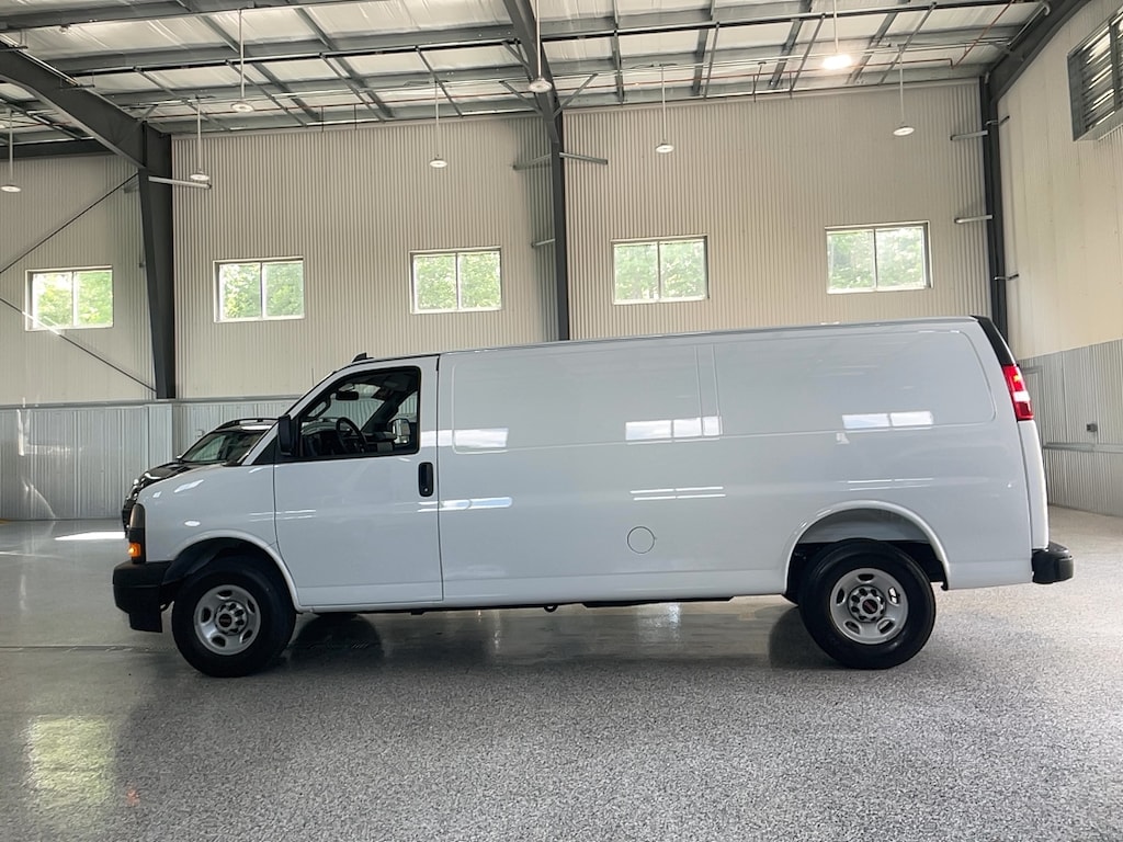 Used 2025 GMC Savana 3500 EXTENDED V8 VAN