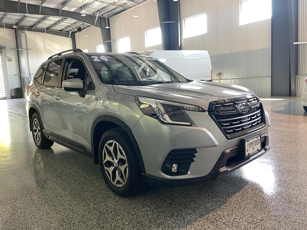 Used 2024 Subaru Forester PREMIUM SUV