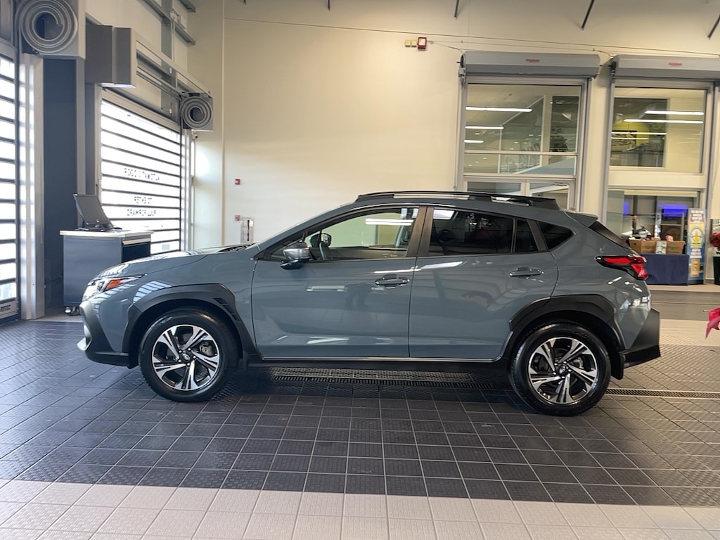 Used 2024 Subaru Crosstrek PREMIUM SUV