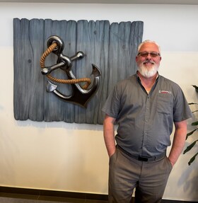 Staff member Eric Fera from ID_33c31e