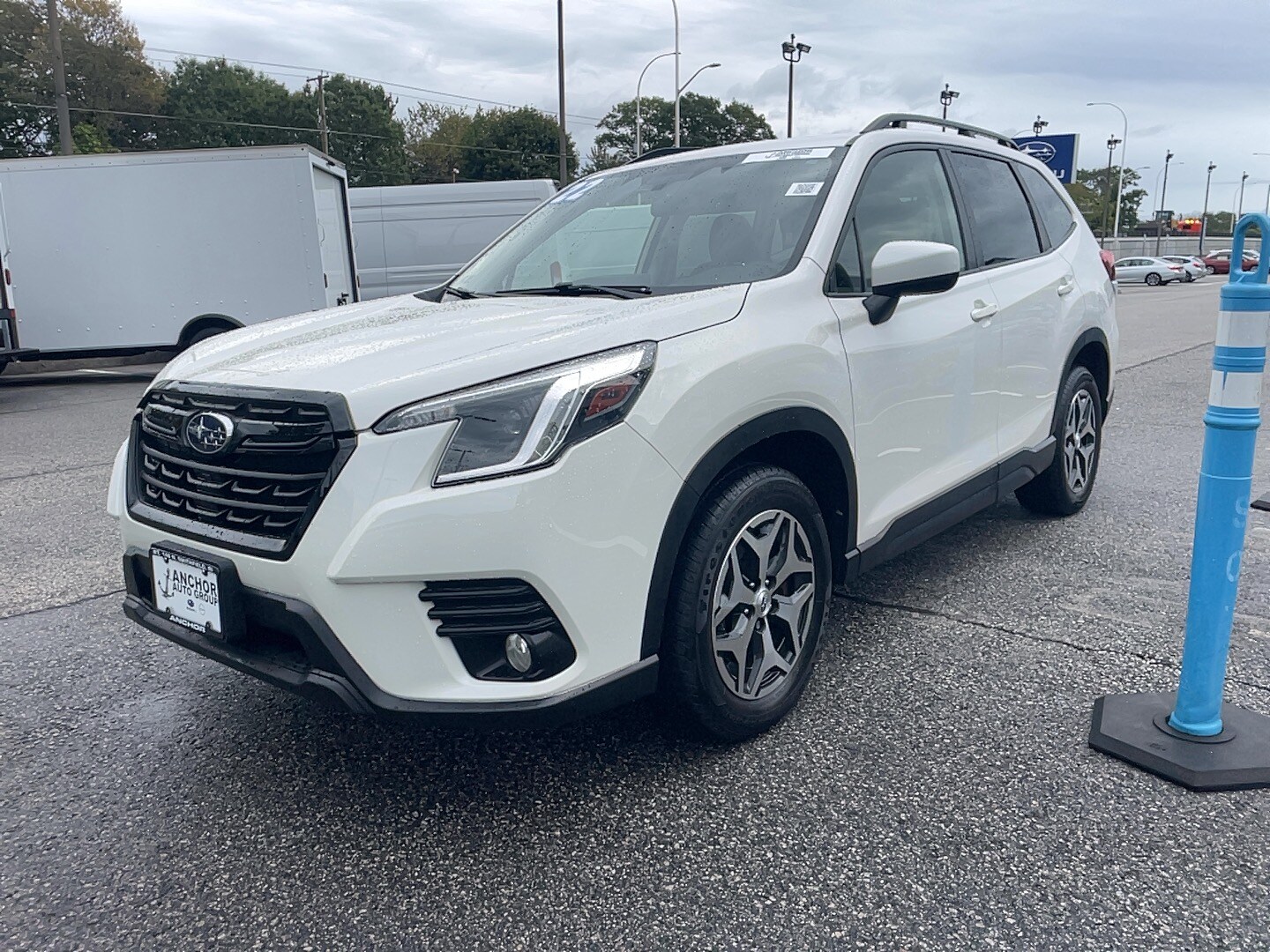 2022 Subaru Forester Premium photo 2