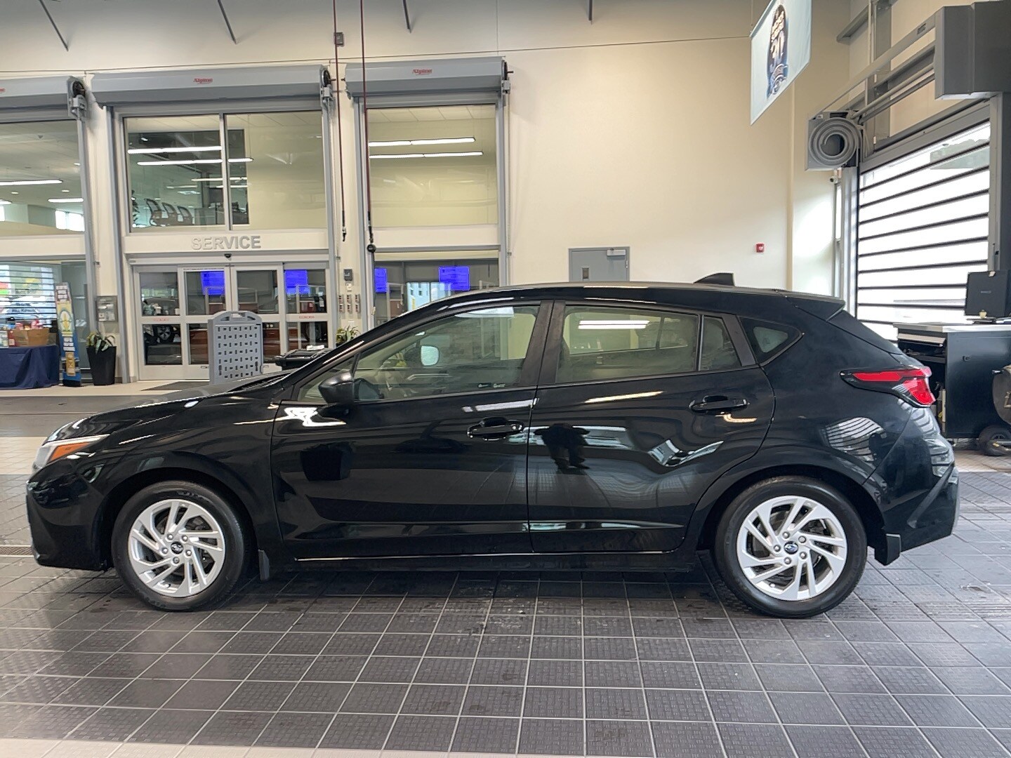 2024 Subaru Impreza 2.0i photo 4