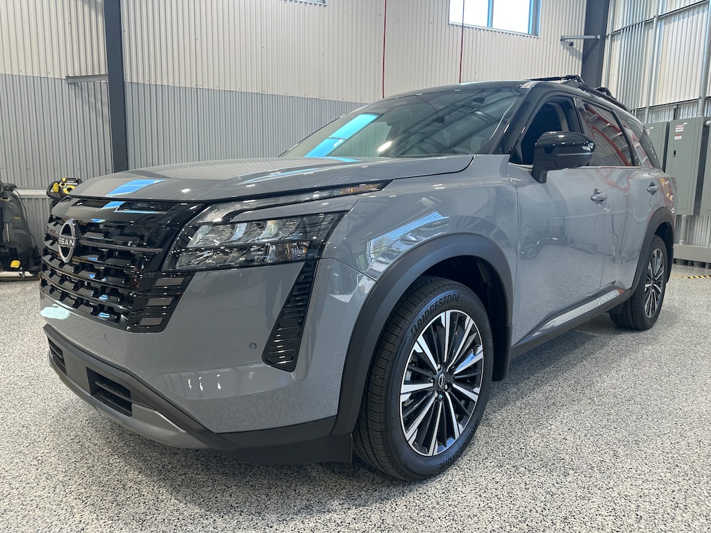 New 2026 Nissan Pathfinder PLATINUM SUV