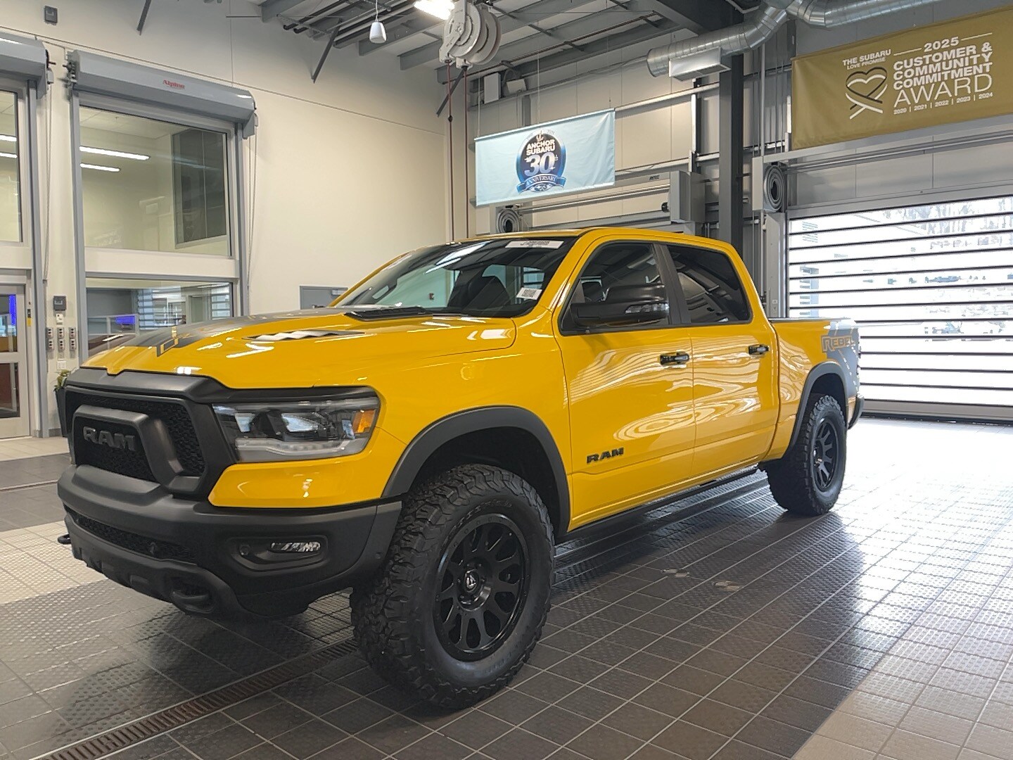 2023 Ram 1500 Rebel photo 3