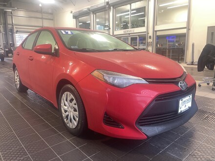 2017 Toyota Corolla LE Sedan