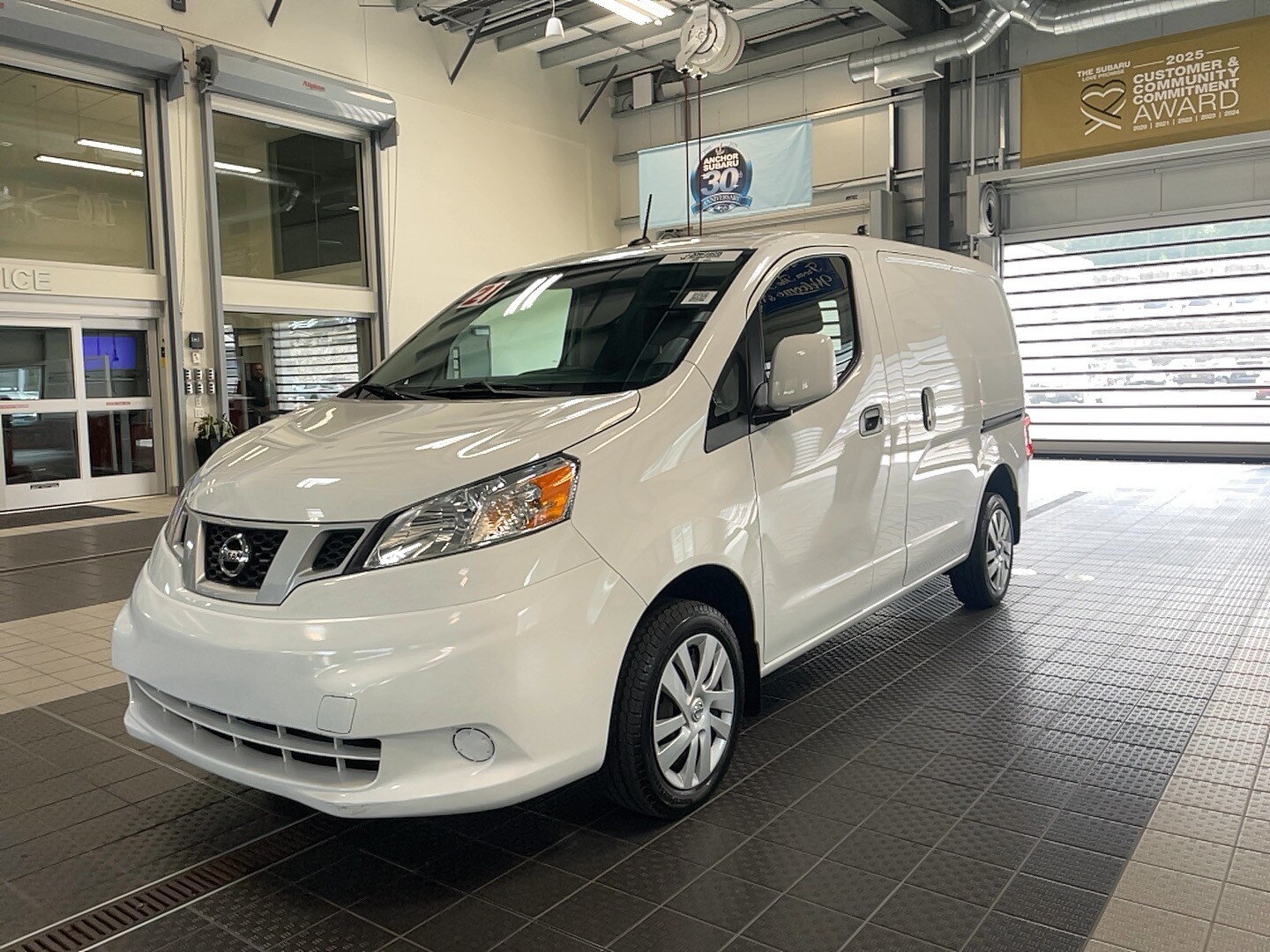 2021 Nissan NV200 SV photo 3