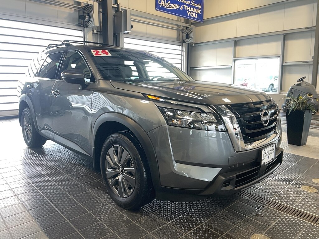 Used 2024 Nissan Pathfinder SV SUV