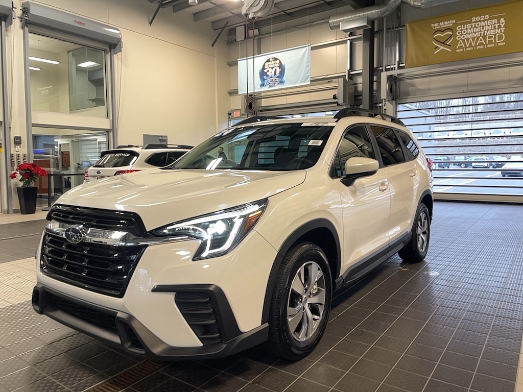 Used 2024 Subaru Ascent PREMIUM SUV
