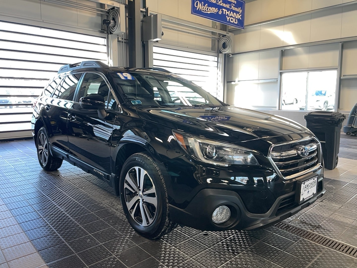 2019 Subaru Outback Limited's photo