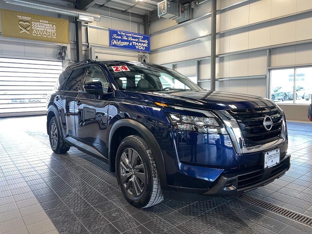 Used 2024 Nissan Pathfinder SV 4X4 SUV