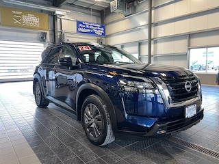 2024 Nissan Pathfinder SV 4X4 SUV near Providence