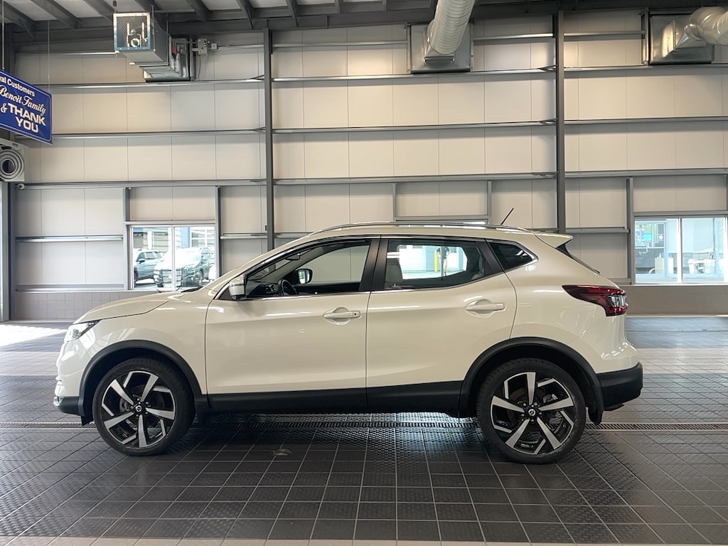 Used 2022 Nissan Rogue Sport SL PREMIUM AWD SUV