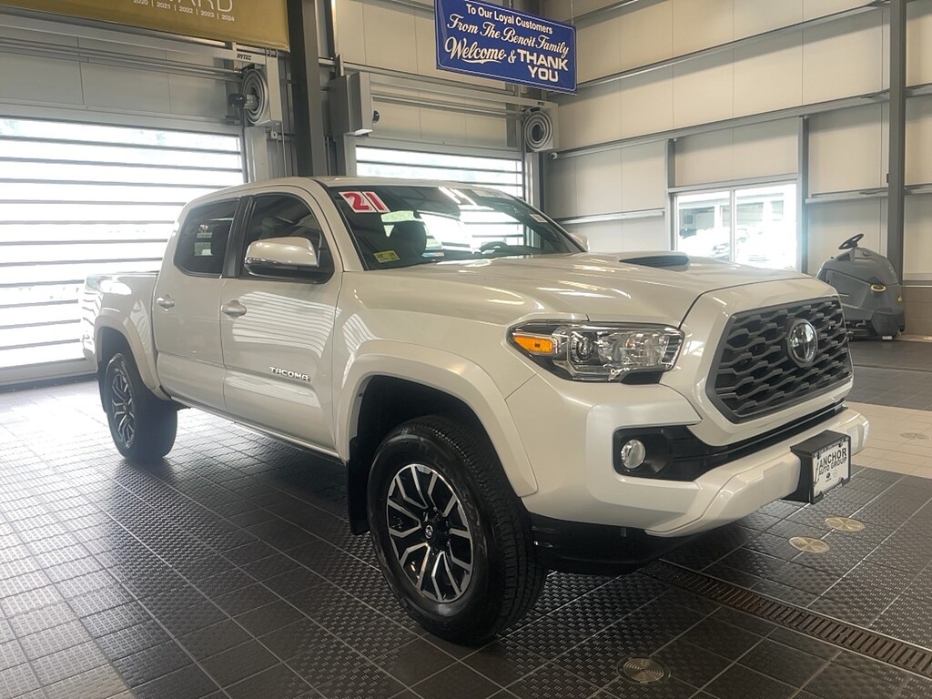 Used 2021 Toyota Tacoma TRD SPORT 4X4 CREW PICKUP
