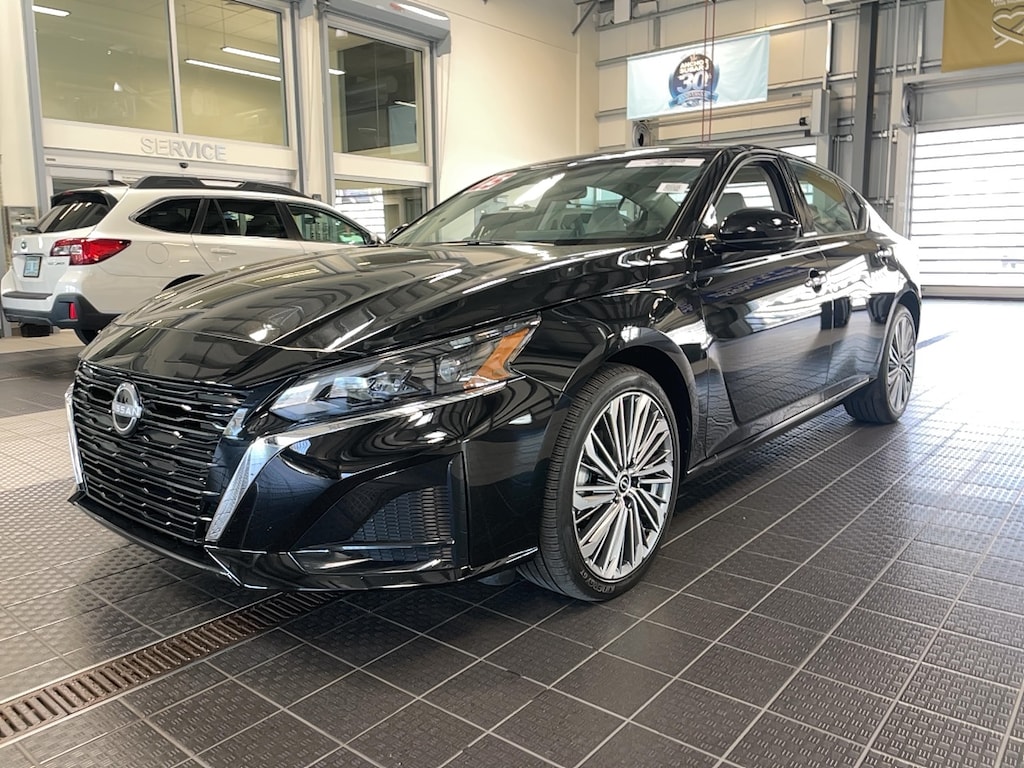 Used 2025 Nissan Altima 2.5 SL AWD Sedan