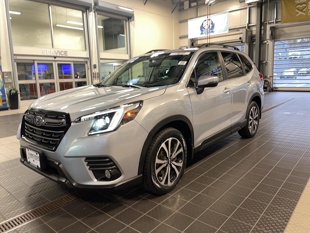 Used 2022 Subaru Forester LIMITED SUV