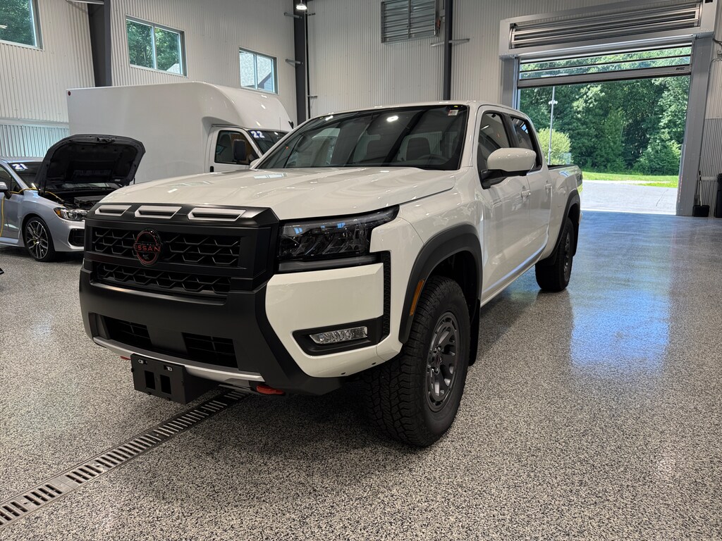 New 2026 Nissan Frontier PRO-4X LONG BED Truck Crew Cab