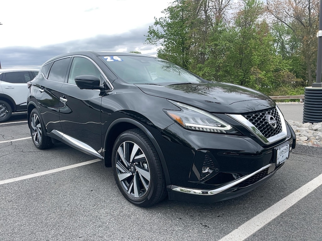 Used 2024 Nissan Murano SL AWD SUV