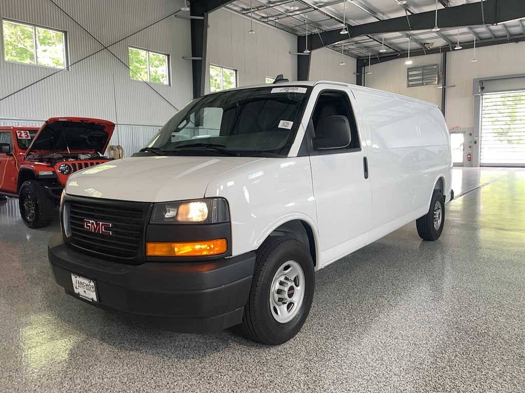 Used 2025 GMC Savana 3500 EXTENDED V8 VAN