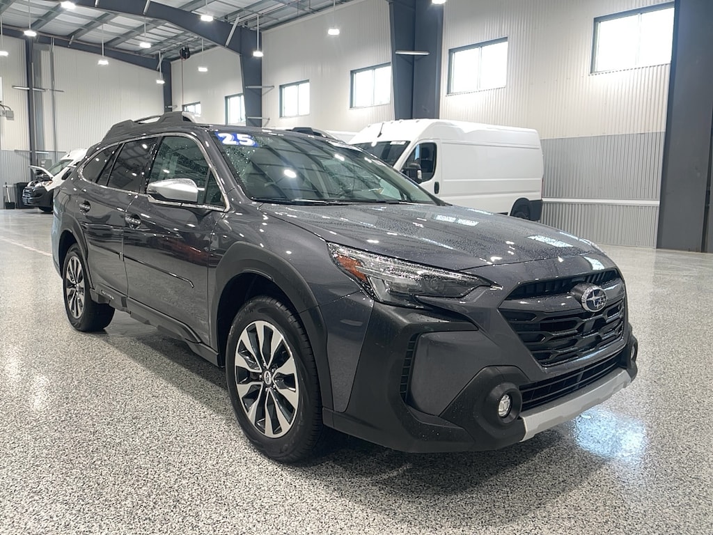 Used 2025 Subaru Outback TOURING SUV