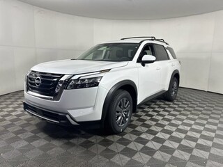 New 2025 Nissan Pathfinder SV SUV near Providence, RI