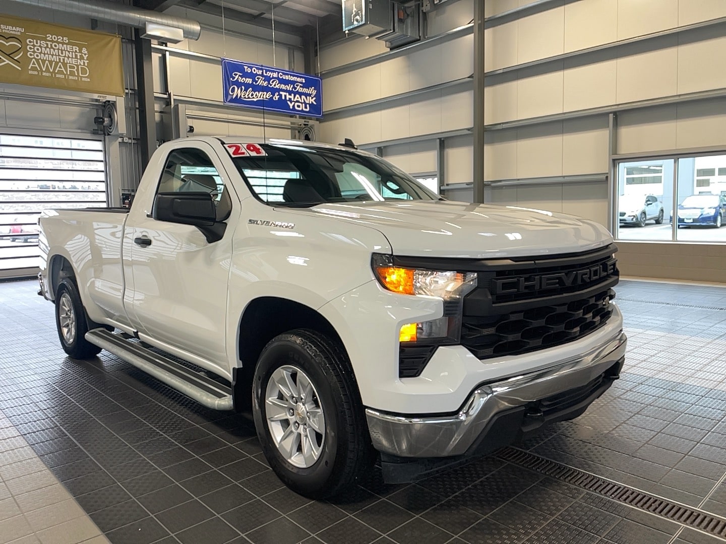 2024 Chevrolet Silverado 1500 Work Truck's photo